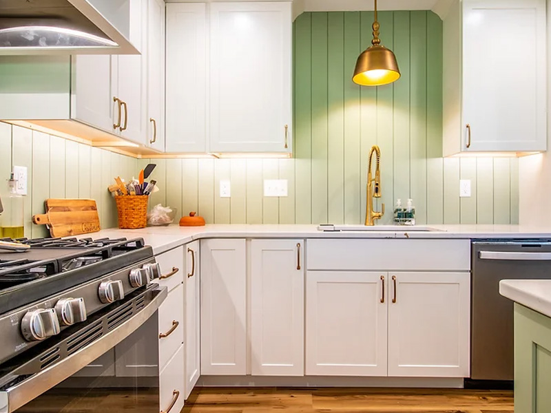 Custom kitchen installation for the Cedar Valley area.