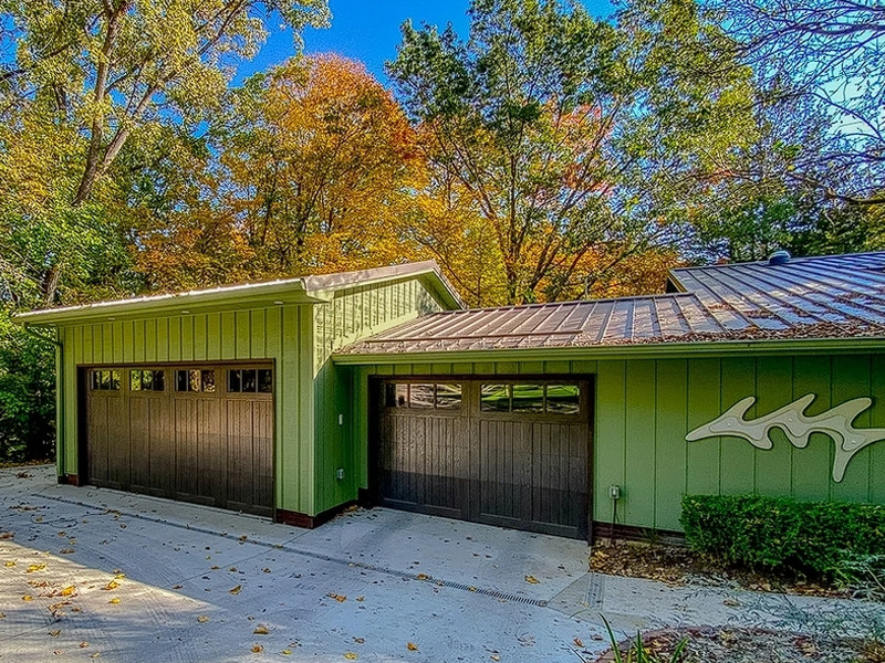 Cedar Falls IA Garage Additions